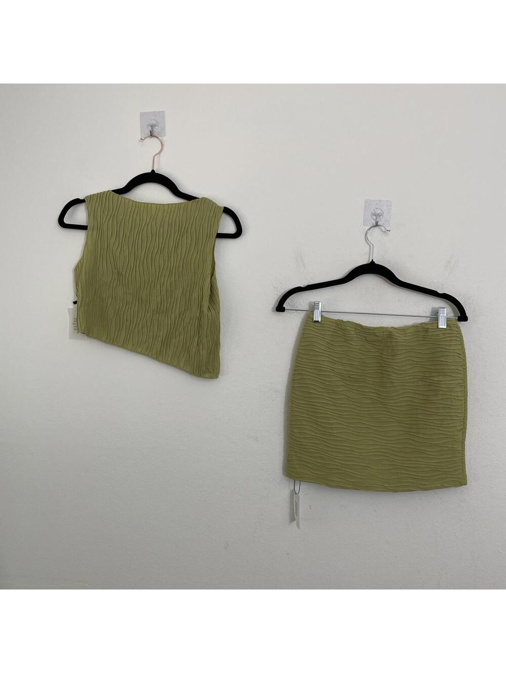 superdown Olive Green Ribbed Mini Skirt - Picture 8 of 8